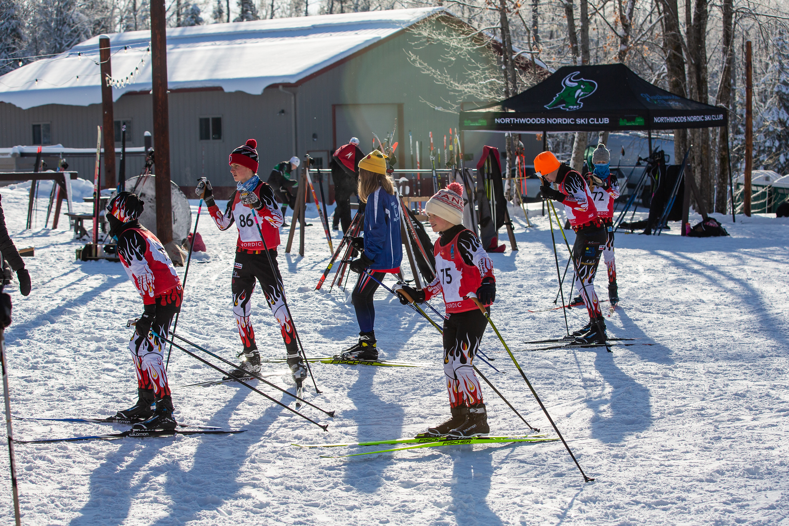 People gathering for the WinMan Early Bird ski race