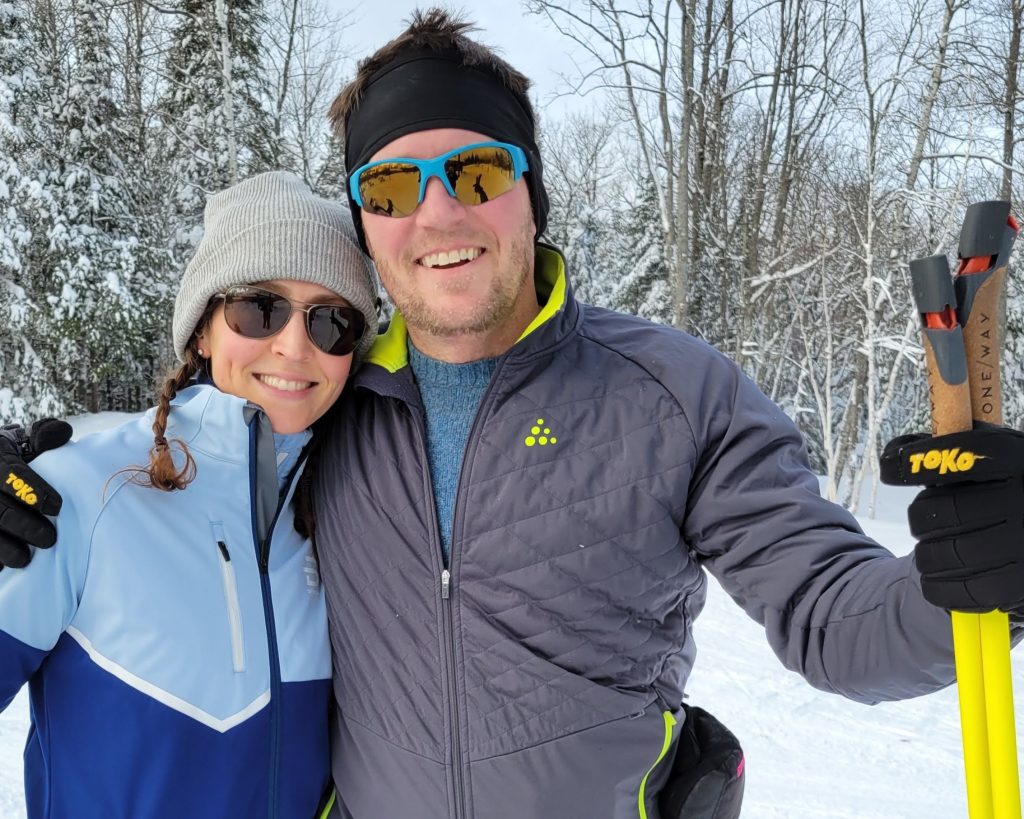 Couple enjoying skiing at WinMan