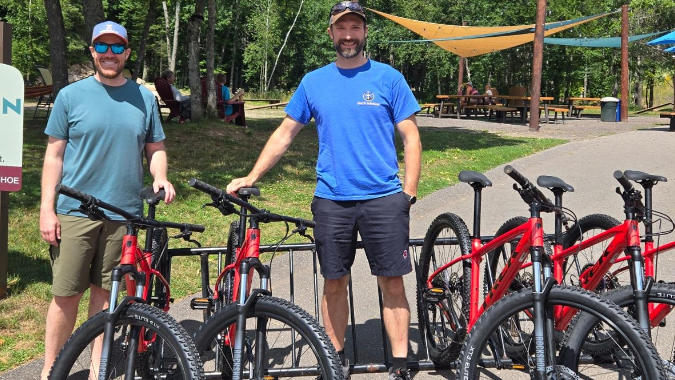 people-volunteer-mountain-bike-donation-crop